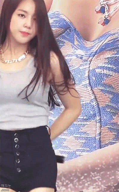 9dcde4a11d8e364f4abcb544d2c91bfe_1751381349_7363.gif