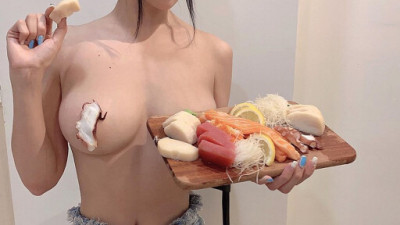 알몸 회